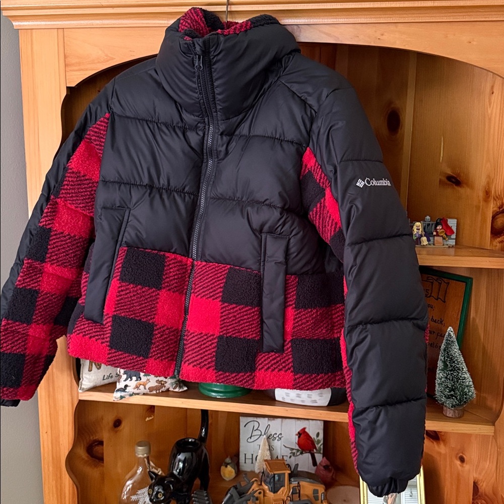 Columbia Black and Red Plaid Women's Jacket